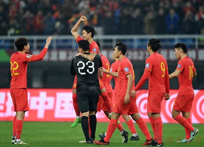 开云:【总决赛首轮回顾】中拉体育2023中冠联赛总决赛首轮开战,场内热情似火,场外暖心不断! 开云:【总决赛首轮回顾】中拉体育2023中冠联赛总决赛首轮开战,场内热情似火,场外暖心不断!